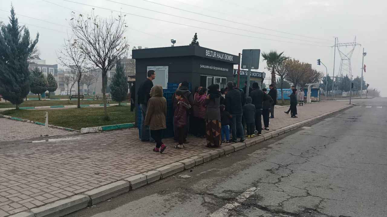 Urfa'da halkın ekmeğe ihtiyacı çok!