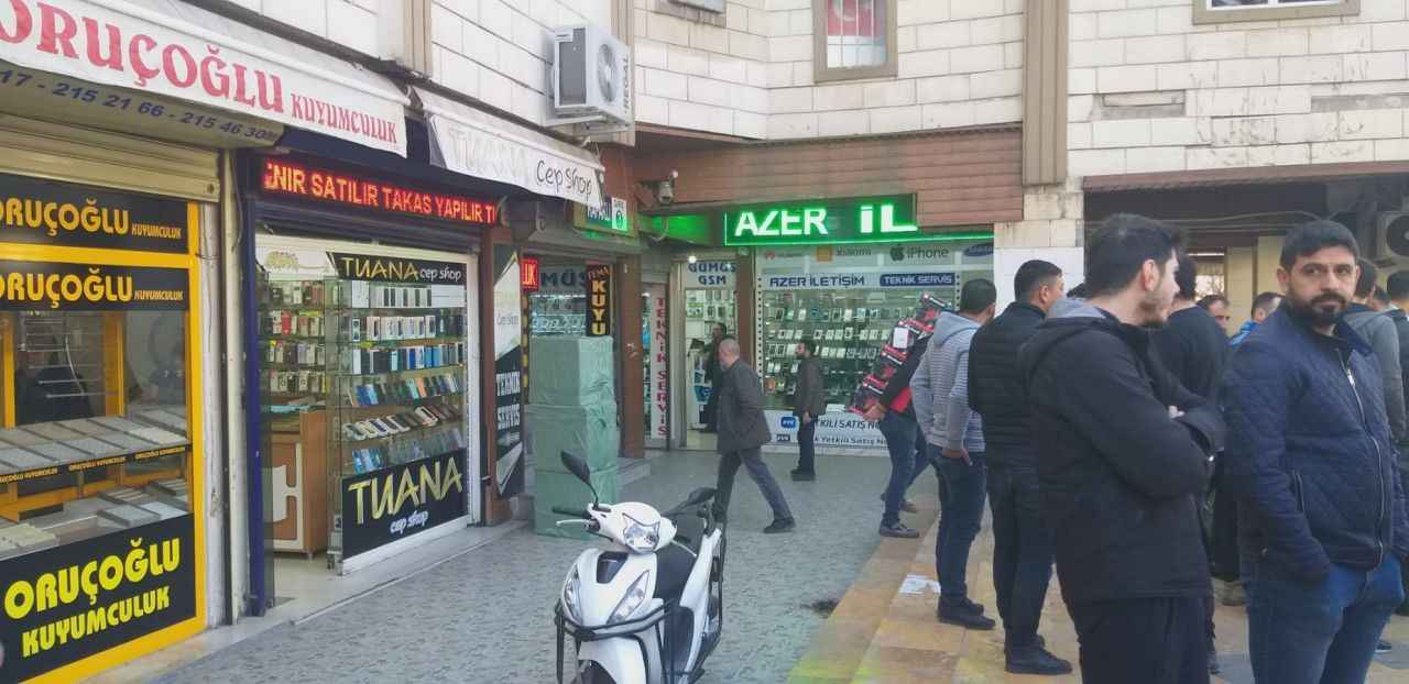 Depremde hasar gören Kapaklı Pasajı boşaltılıyor