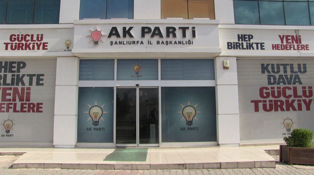 AK Parti’de kulisler hareketlendi... İl başkanlığı için iki isim daha eklendi