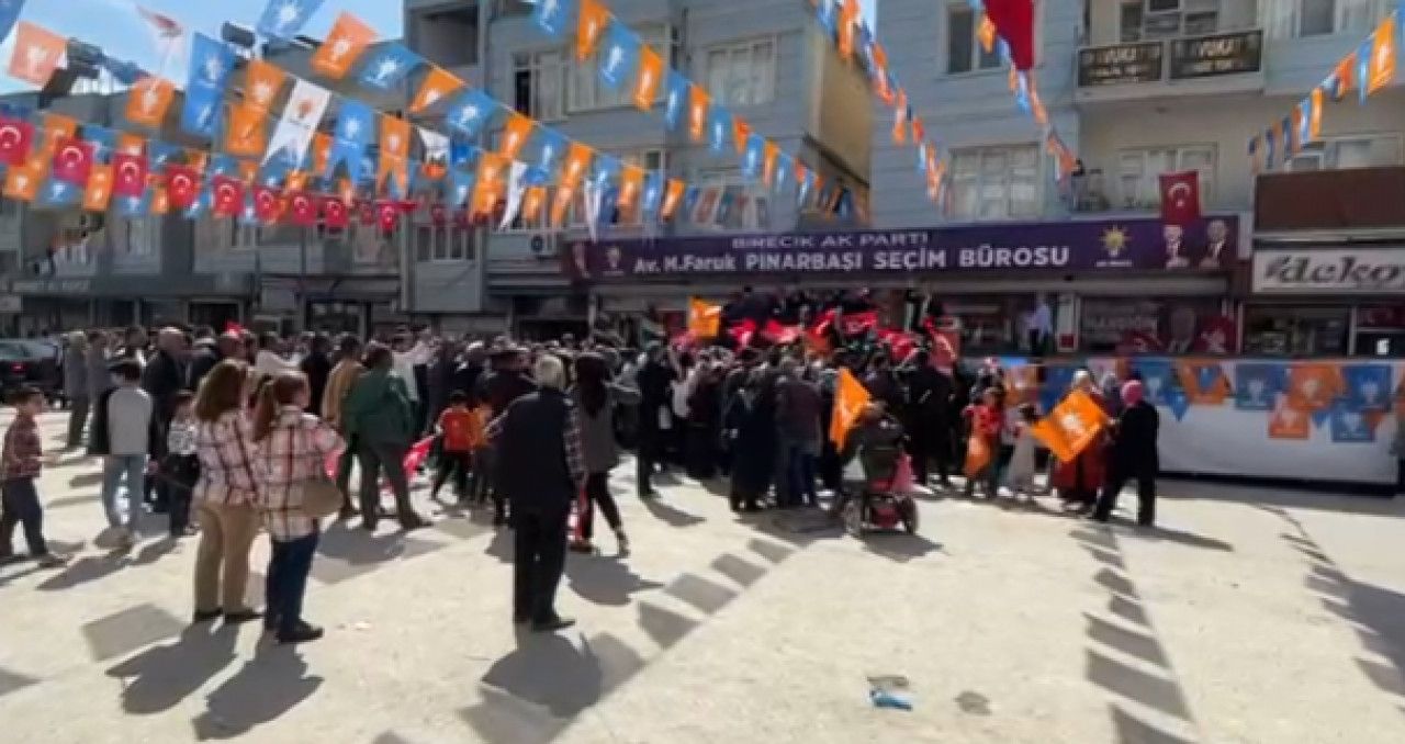 AK Parti'nin Birecik'teki seçim bürosunun açılışına katılım az oldu