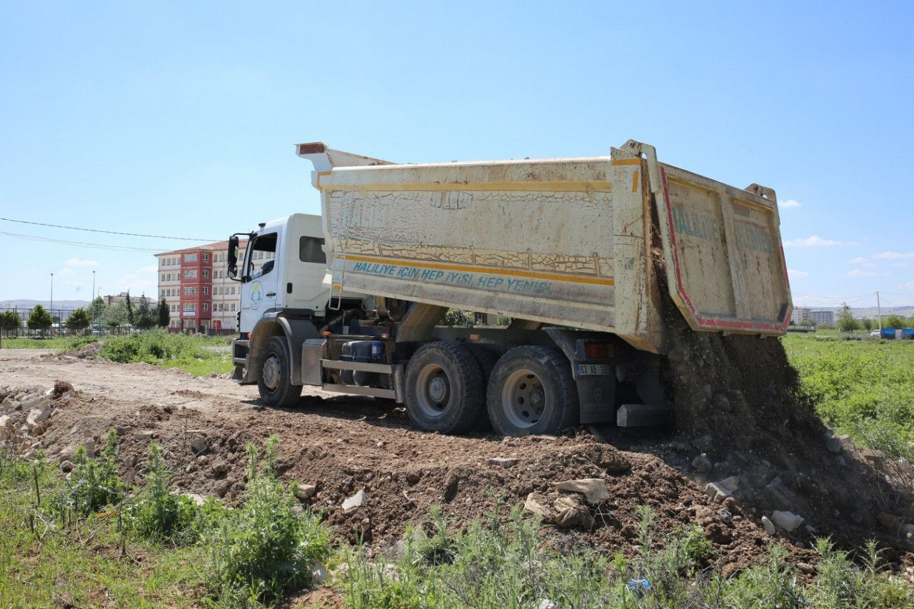 Haliliye’de alt yapı çalışması sürüyor