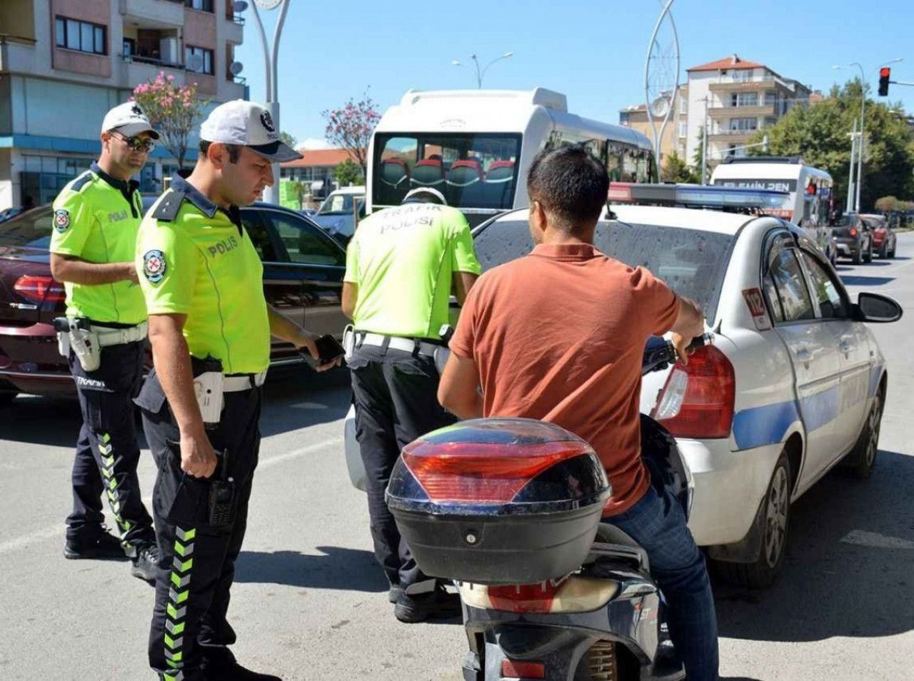 Urfa’nın ilçesinde motosiklet denetimi!