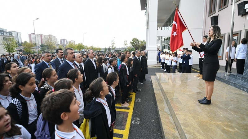 MEB'den okul saatlerine ilişkin genelge! Şanlıurfa’da okul ve ders saatleri değişecek mi?