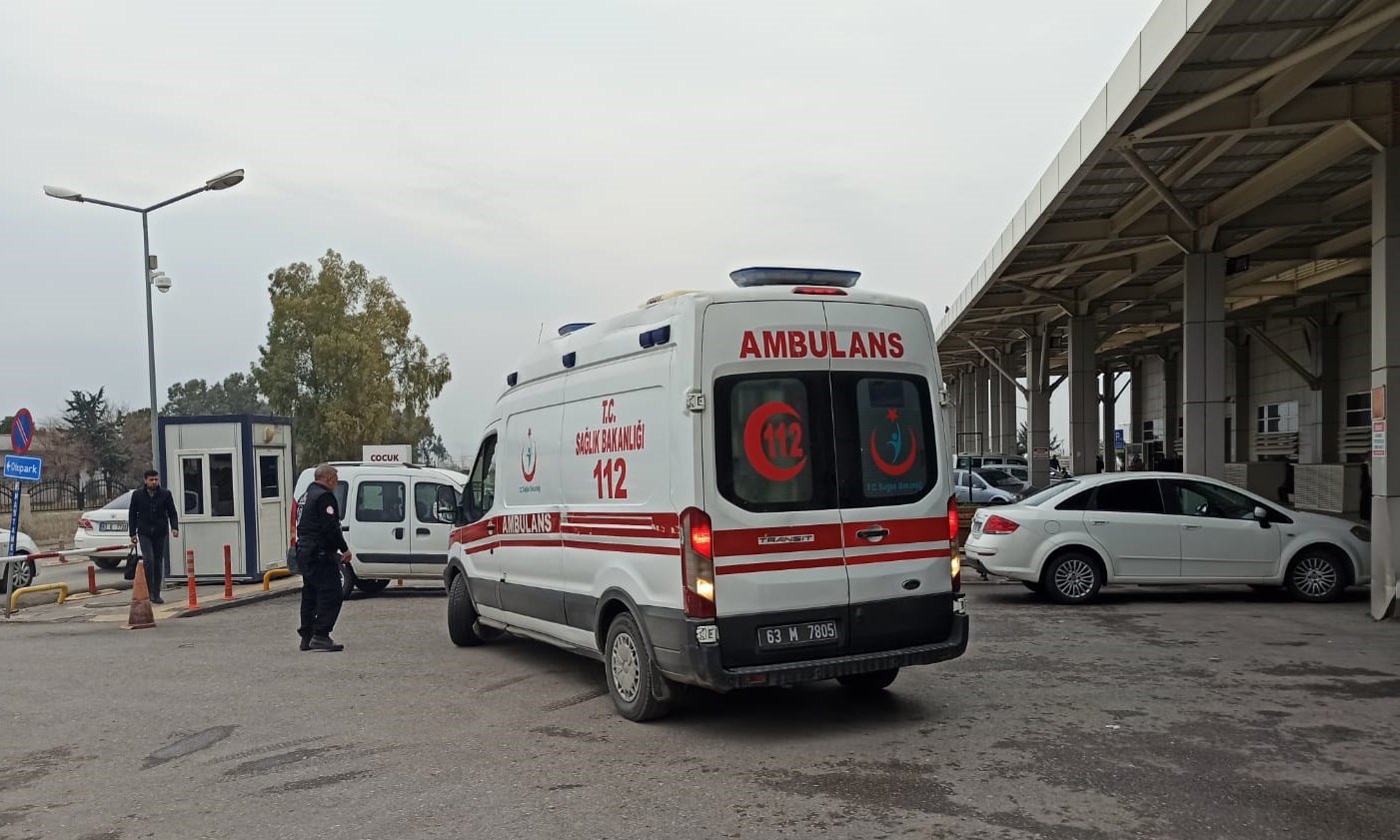 Şanlıurfa’da otomobil tahliye kanalına düştü: Yaralı var