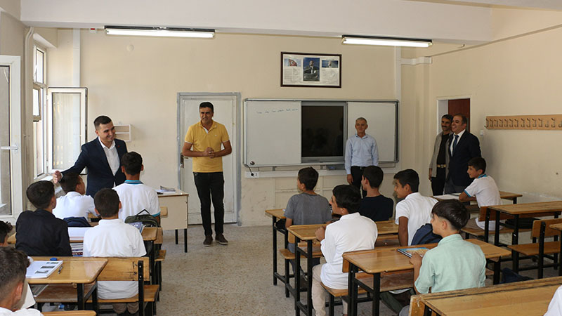 Şanlıurfa'da kaymakamlık öğrenci yardımını açıkladı