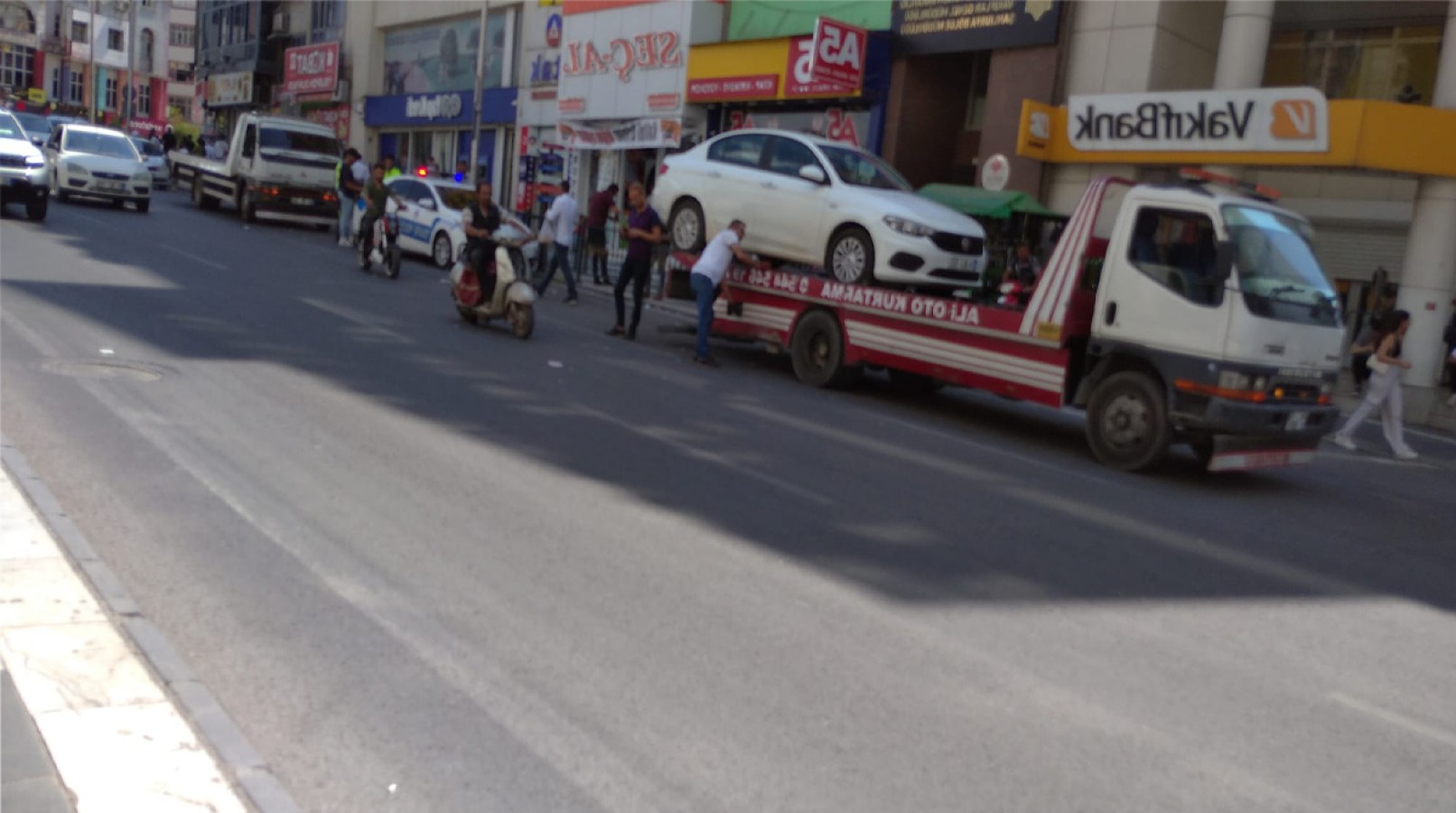 Urfa'da uyarının ardından trafik ekipleri cezaları kesmeye başladı