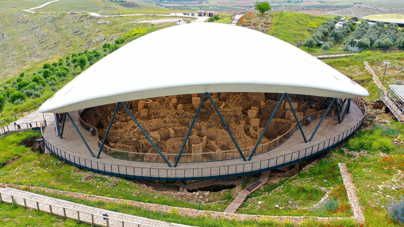 Göbeklitepe'de "kazı çalışması durdu" iddiası gündemden düşmedi