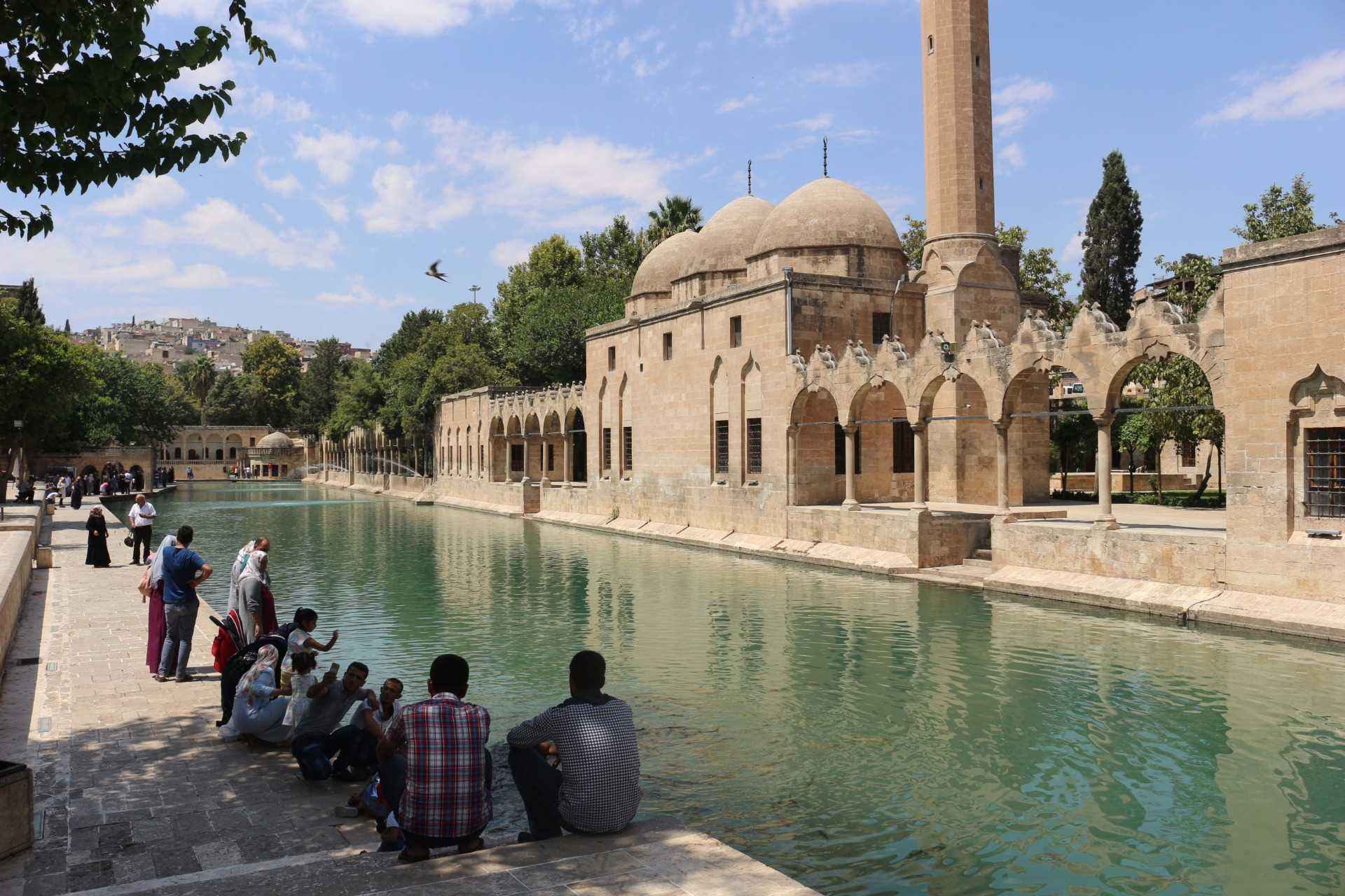 Şanlıurfa Valiliği'ne "Sıcak hava tatili" çağrısı!