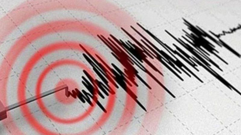 Elazığ'da akşam saatlerinde korkutan deprem