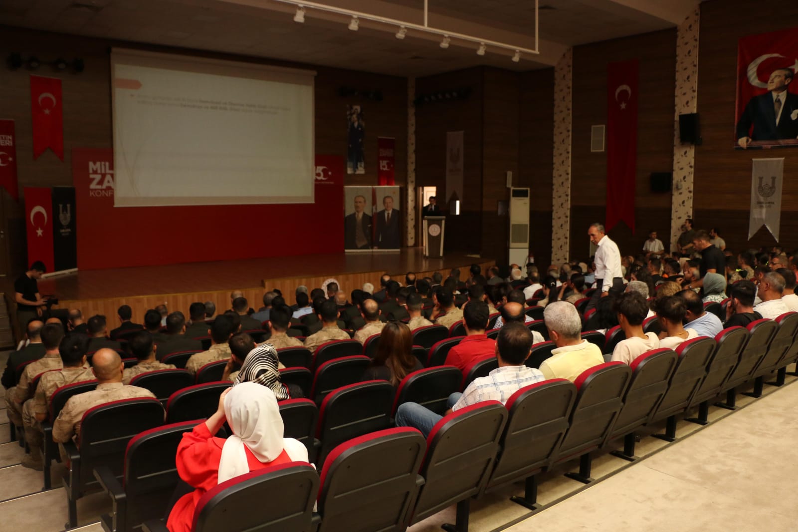 Şanlıurfa’da "Milletin Zaferi" konulu konferans