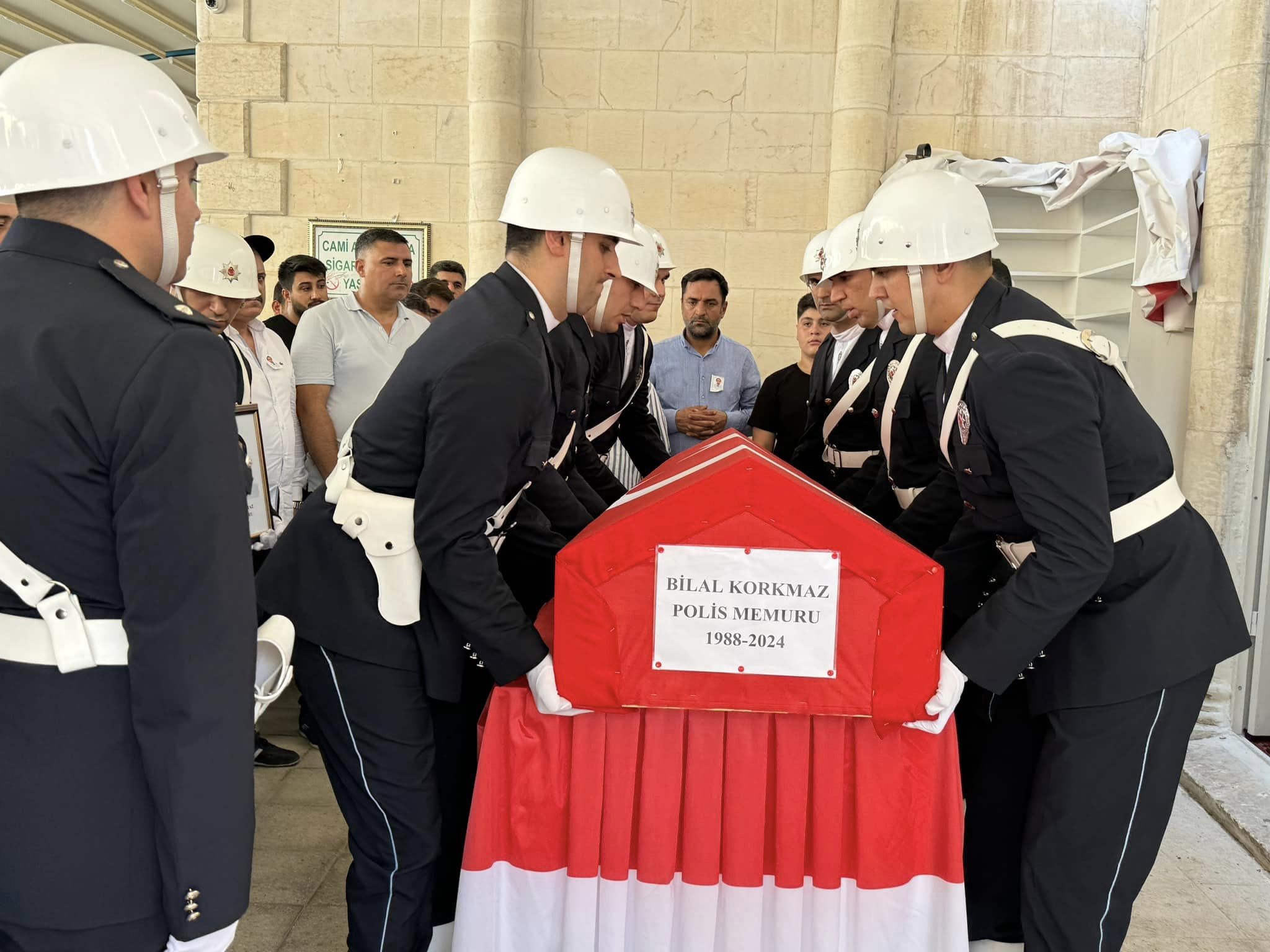 Feci kazada hayatını kaybetmişti: Şanlıurfa'da son yolculuğuna uğurlandı