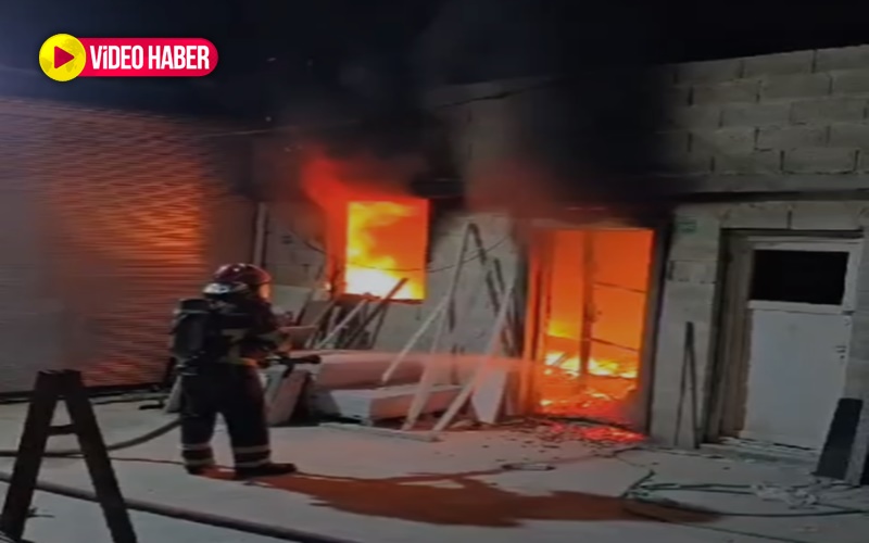 Şanlıurfa’da korkutan iş yeri yangını