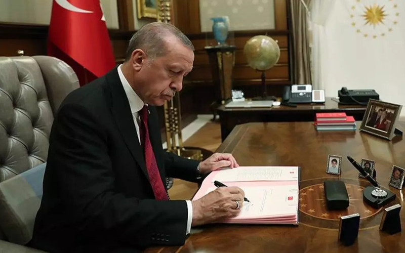 Cumhurbaşkanı Erdoğan imzaladı! 16 kişinin mal varlığı donduruldu