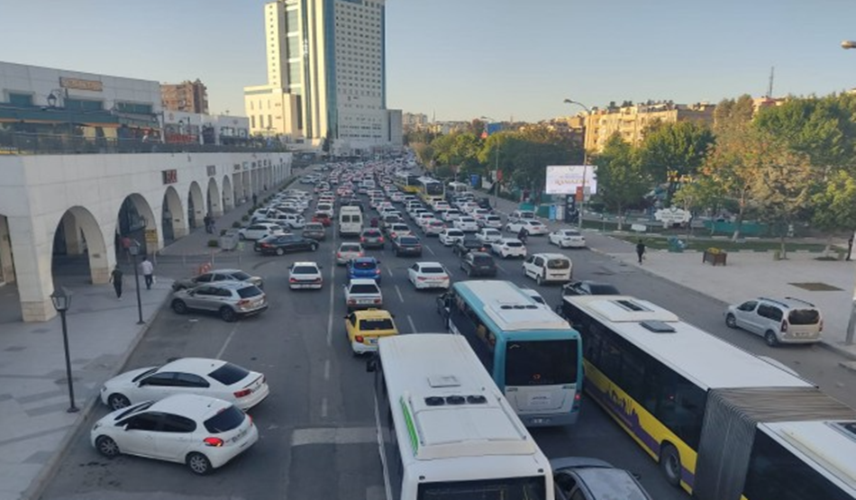 Sürücülere yine kötü haber! Aracınızı fulleyin