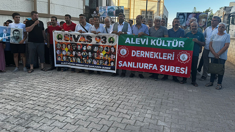 Sivas Katliamı'nın 31. yılında acı ve öfke dinmiyor: Alevi Bektaşi Federasyonu adalet talebini yineledi