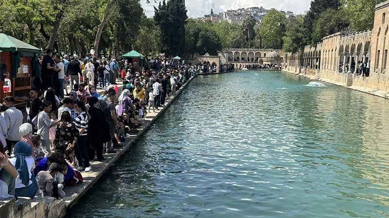 Şanlıurfa ve Diyarbakır dört gözle bekliyor!