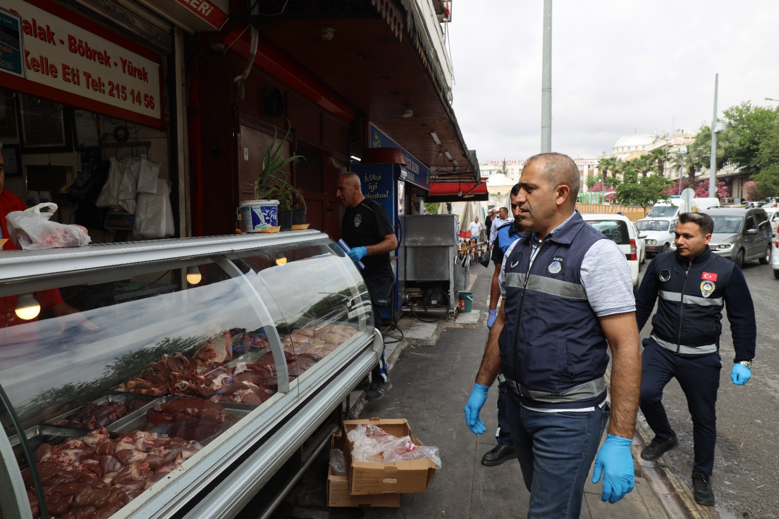 Şanlıurfa’da zabıtadan çifte denetim