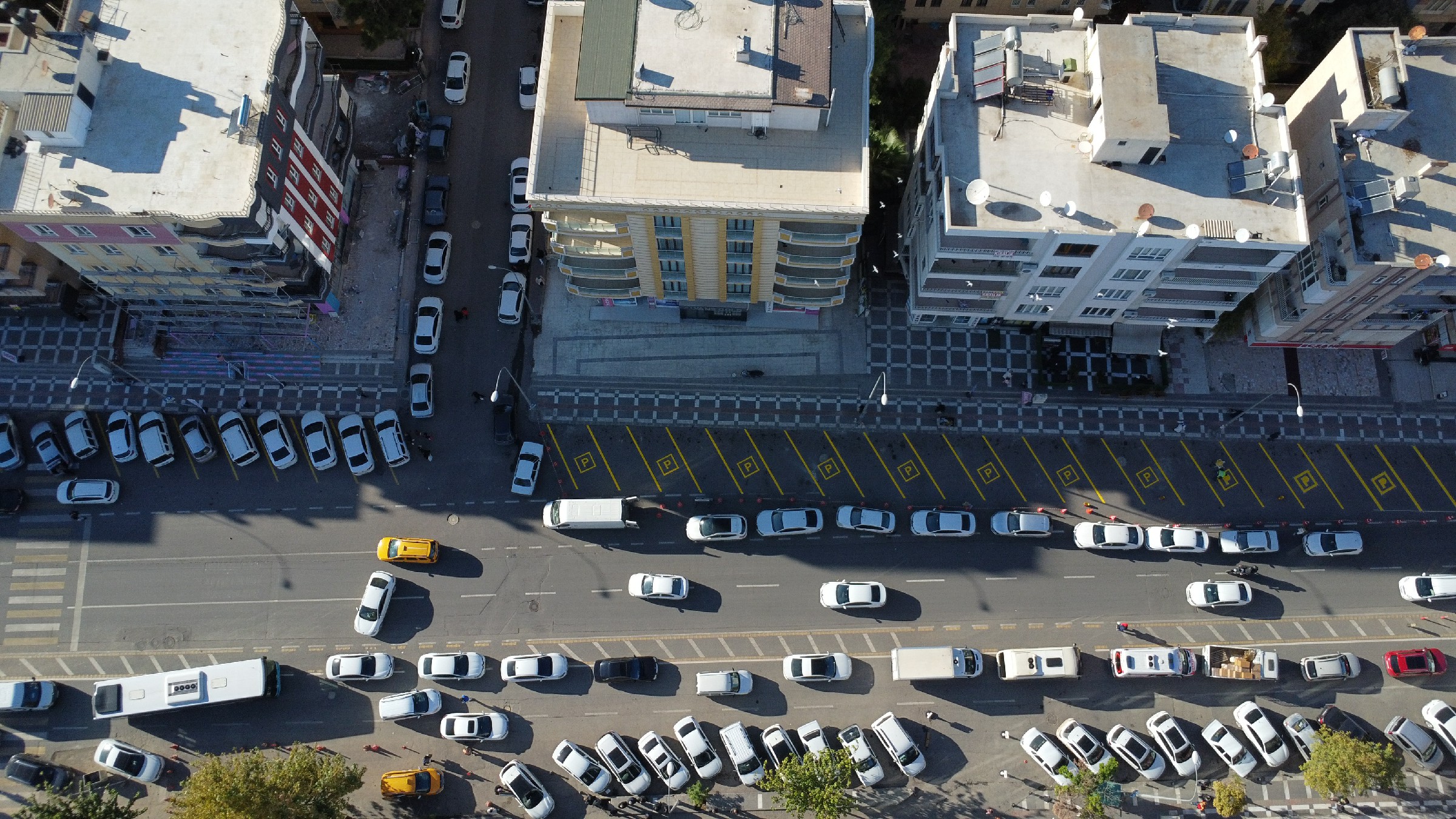 Şanlıurfa'da park savaşına son! Sürücüler artık rahat nefes alacak