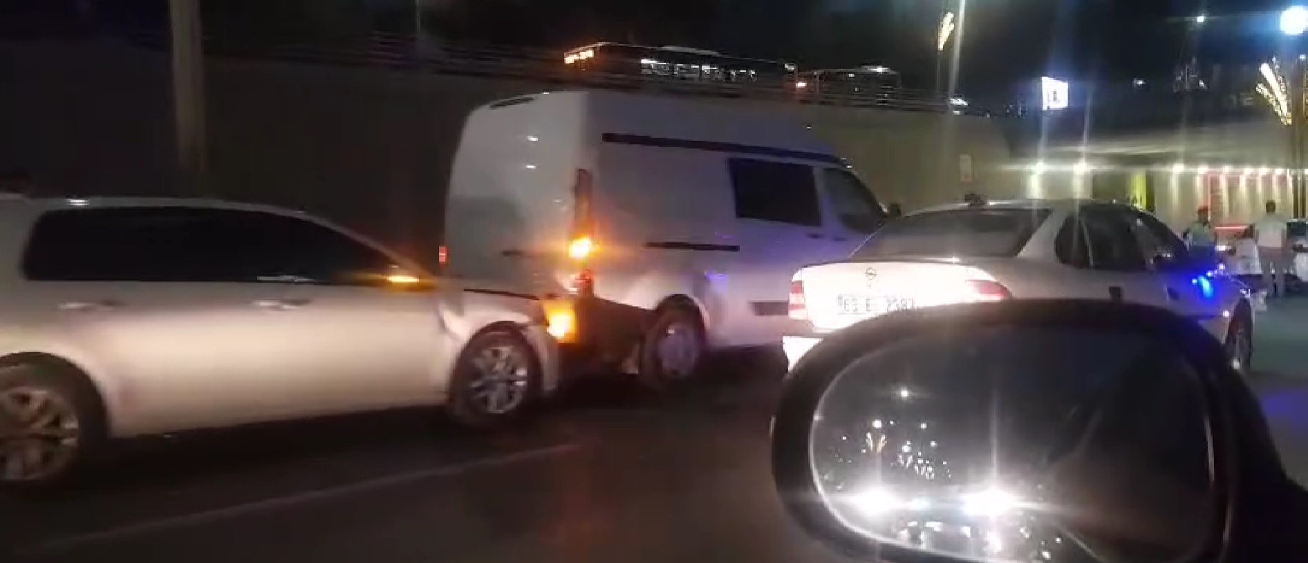 Şanlıurfa'da zincirleme trafik kazası! Peş peşe çarpıştılar