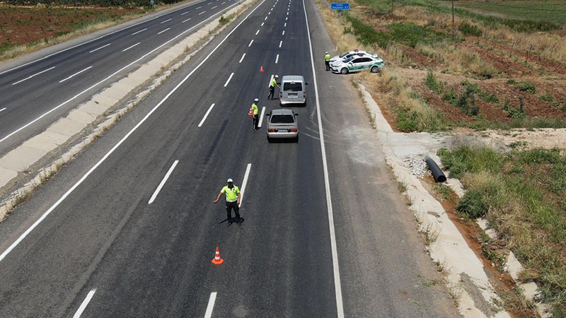 Şanlıurfa’da drone destekli trafik denetimlerinde ceza yağdı!