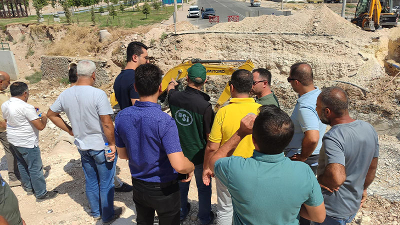 Şanlıurfa'da sel afetinin enkazı hala duruyor! Müdür sahaya indi haberi geldi