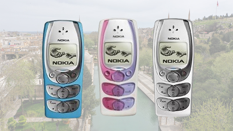 Bir dönemin efsanesi geri dönüyor! Nokia 2300 modern…