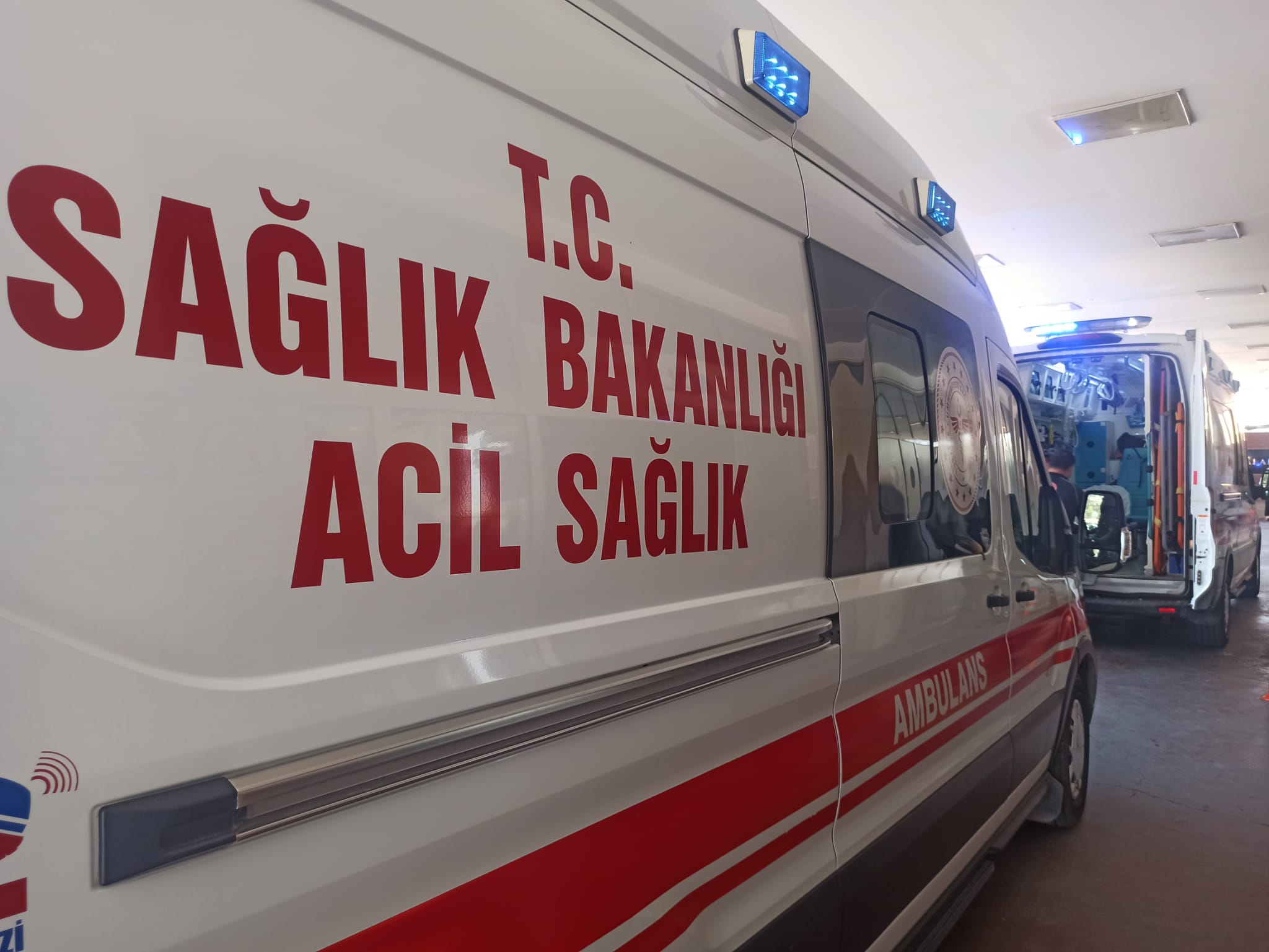 Şanlıurfa'da işçi servisi ile otomobil çarpıştı: Çok sayıda yaralı