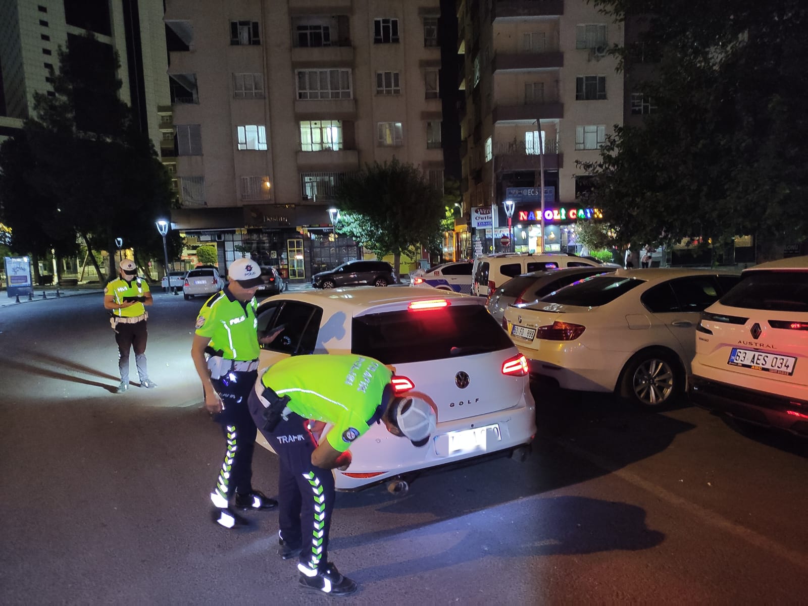 Şanlıurfa genelinde yapıldı: Abartılı egzoz ve müziğe ceza