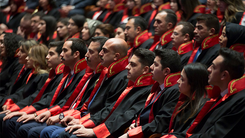 Hâkimler ve savcılar için yeni düzenleme: Sağlıkta öncelik hakkı