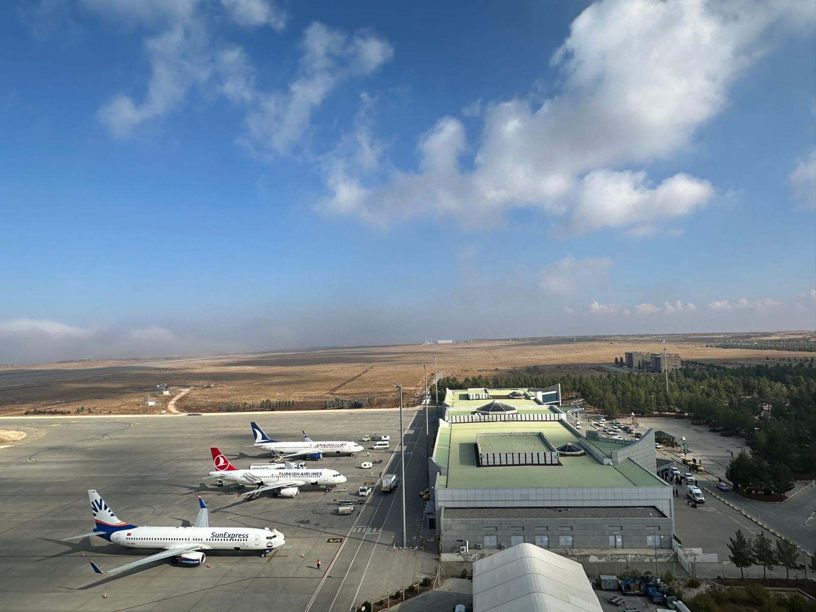 Adıyaman’da hava muhalefeti: Uçaklar Şanlıurfa’ya zorunlu iniş yaptı!