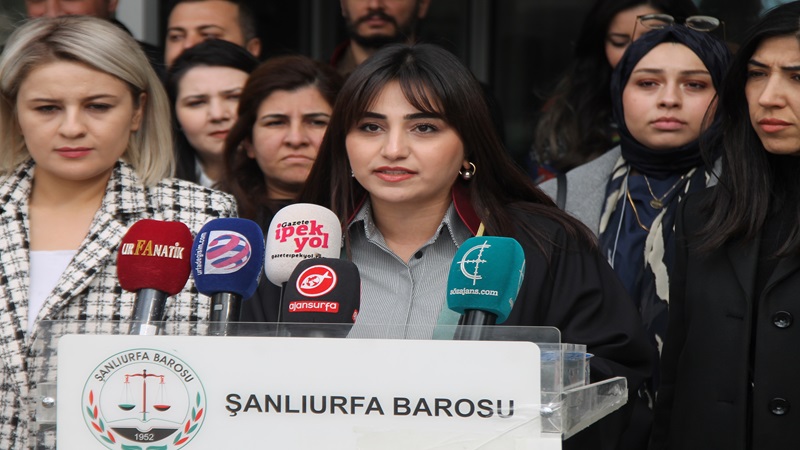 Kadınlar şiddet gününde bile şiddet gördü