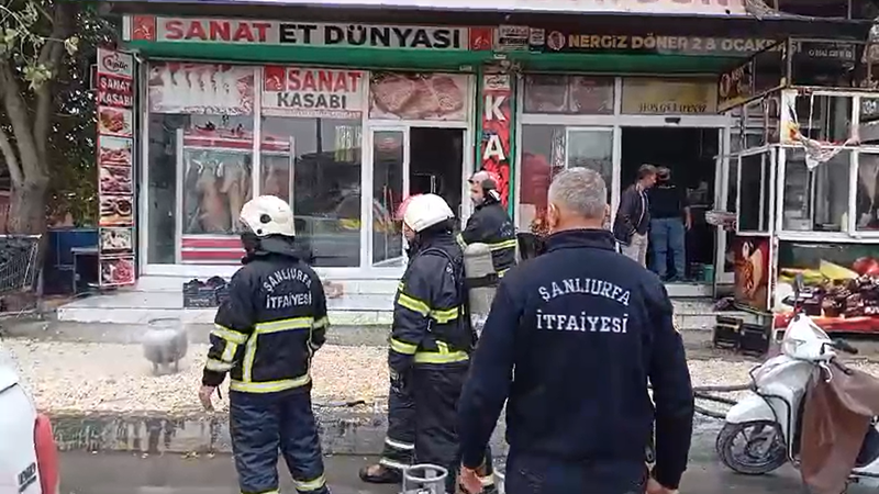 Şanlıurfa'da iş yerinde korkutan yangın!