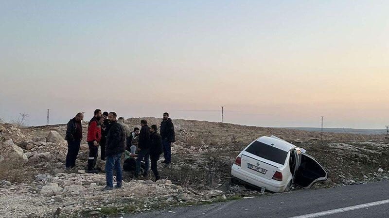 Şanlıurfa’da feci kaza: İki otomobil çarpıştı! Yaralılar var