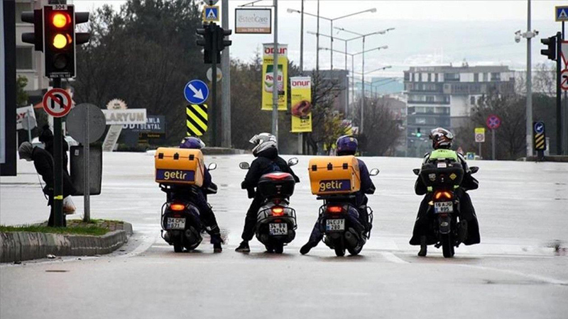 Süre sınırı kalkıyor: Kuryelerin insafına kaldı