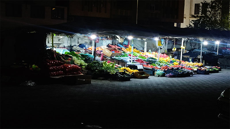 Şanlıurfa’da pazar borsası İstanbul borsasıyla yarışıyor!