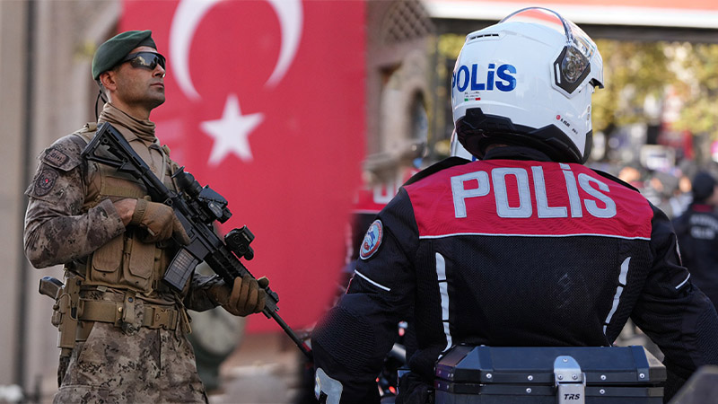 Şanlıurfa'da yılbaşı öncesi polis ve jandarmadan operasyon! Tutuklamalar var