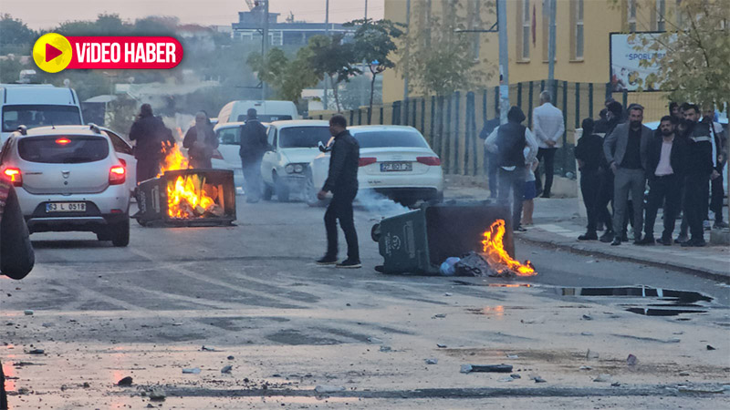 Şanlıurfa’da kayyum gerginliği: Ateşe verdiler! 1'i polis 4 yaralı...