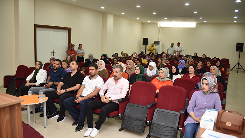 Siverekli kadınlar bulaşıcı hastalıklar konusunda bilgilendirildi