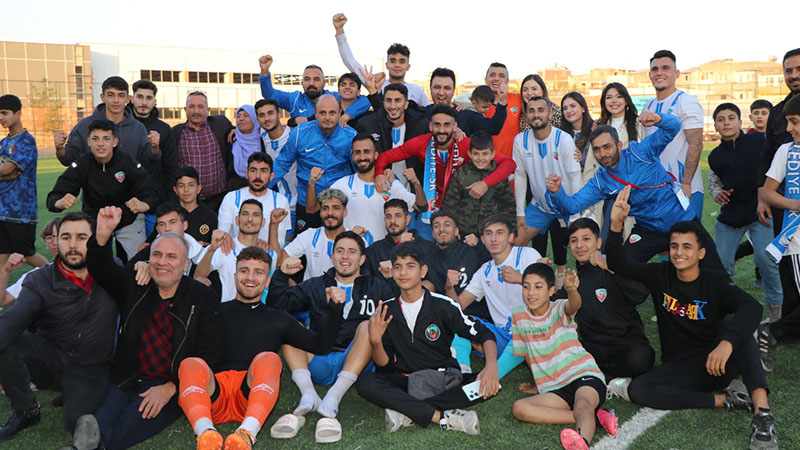 Viranşehir Belediyespor zirveyi sevdi