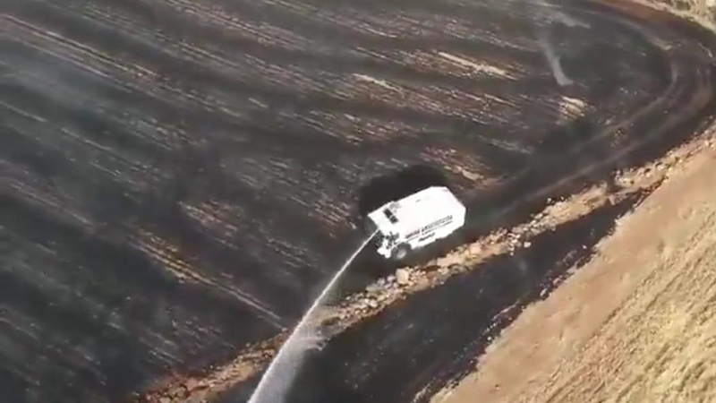 Şanlıurfa'da anız yangınlarına TOMA ile müdahale! Jandarma halkı uyardı