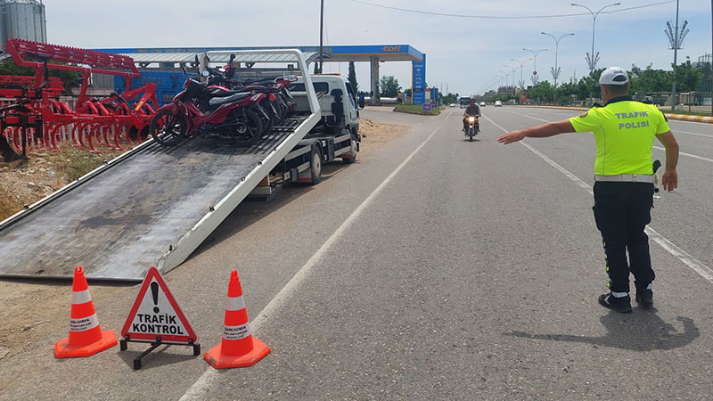 Şanlıurfa'da trafikte kuralsızlara göz açtırılmıyor: Ceza yağdı