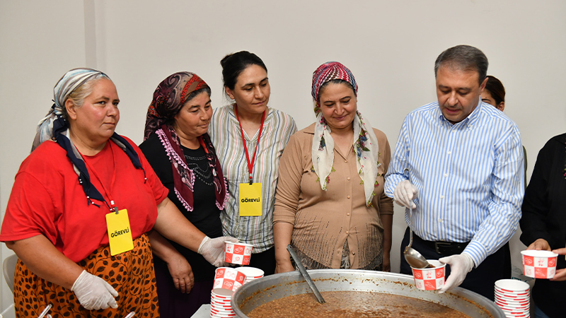 Vali Şıldak, aşure günü etkinliğine katıldı