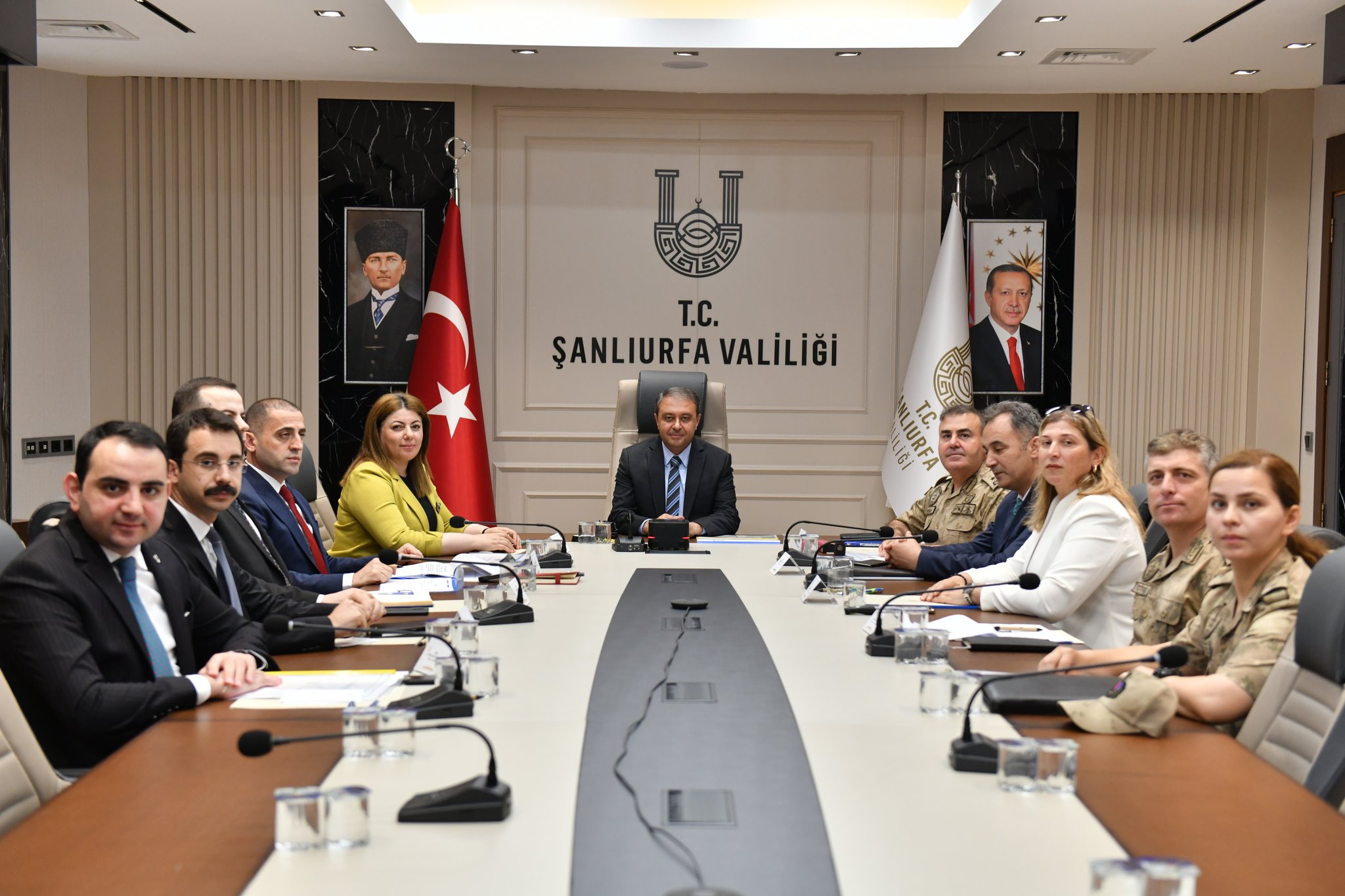 Şanlıurfa'da tekrarlanacak seçimle ilgili güvenlik toplantısı