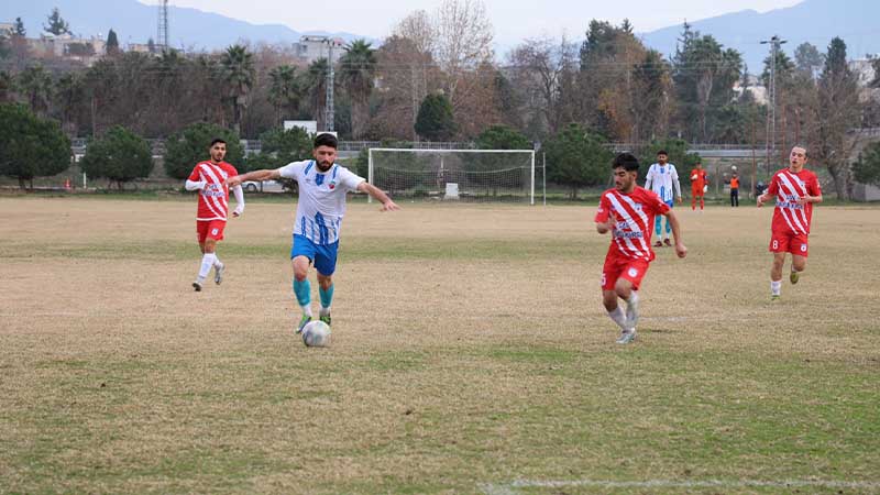 Viranşehir Belediyespor rakibine gol yağdırdı: İlk yarıyı 5 puan farkla lider kapattı