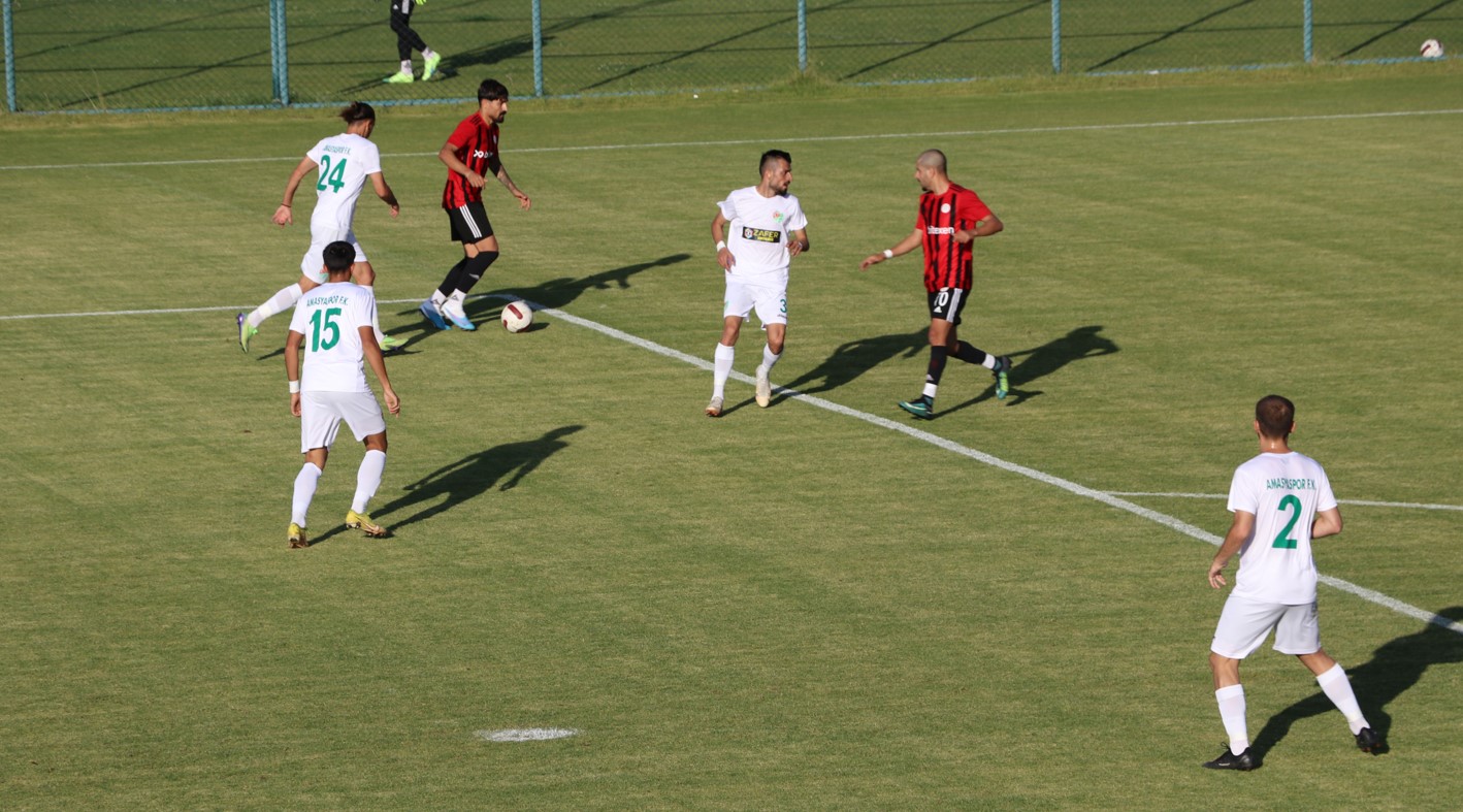 Karaköprü Belediyespor hazırlık maçında golü bulamadı