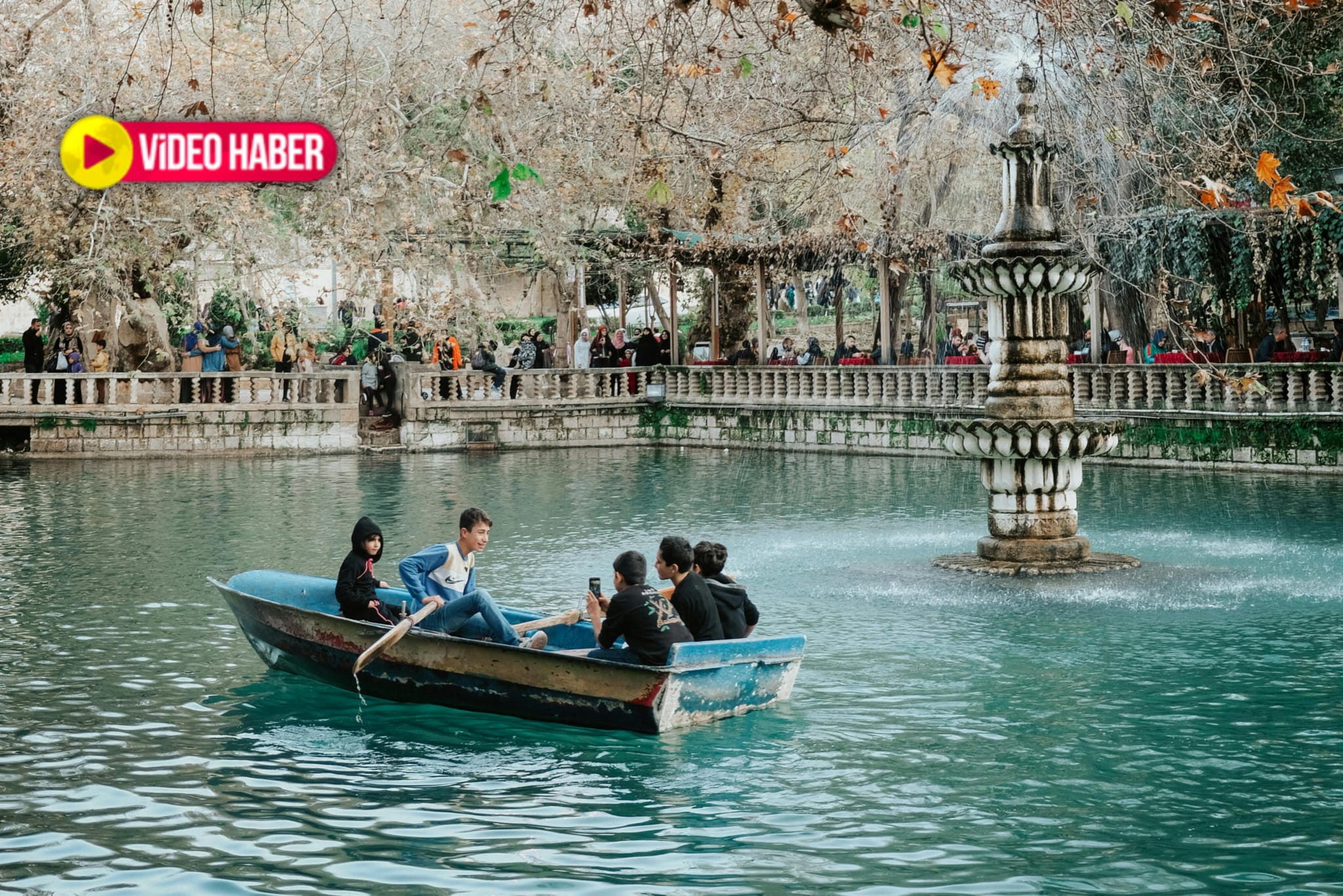 Gözyaşlarından doğan bir efsane… Şanlıurfa’da kayıkla tarihe yolculuk!