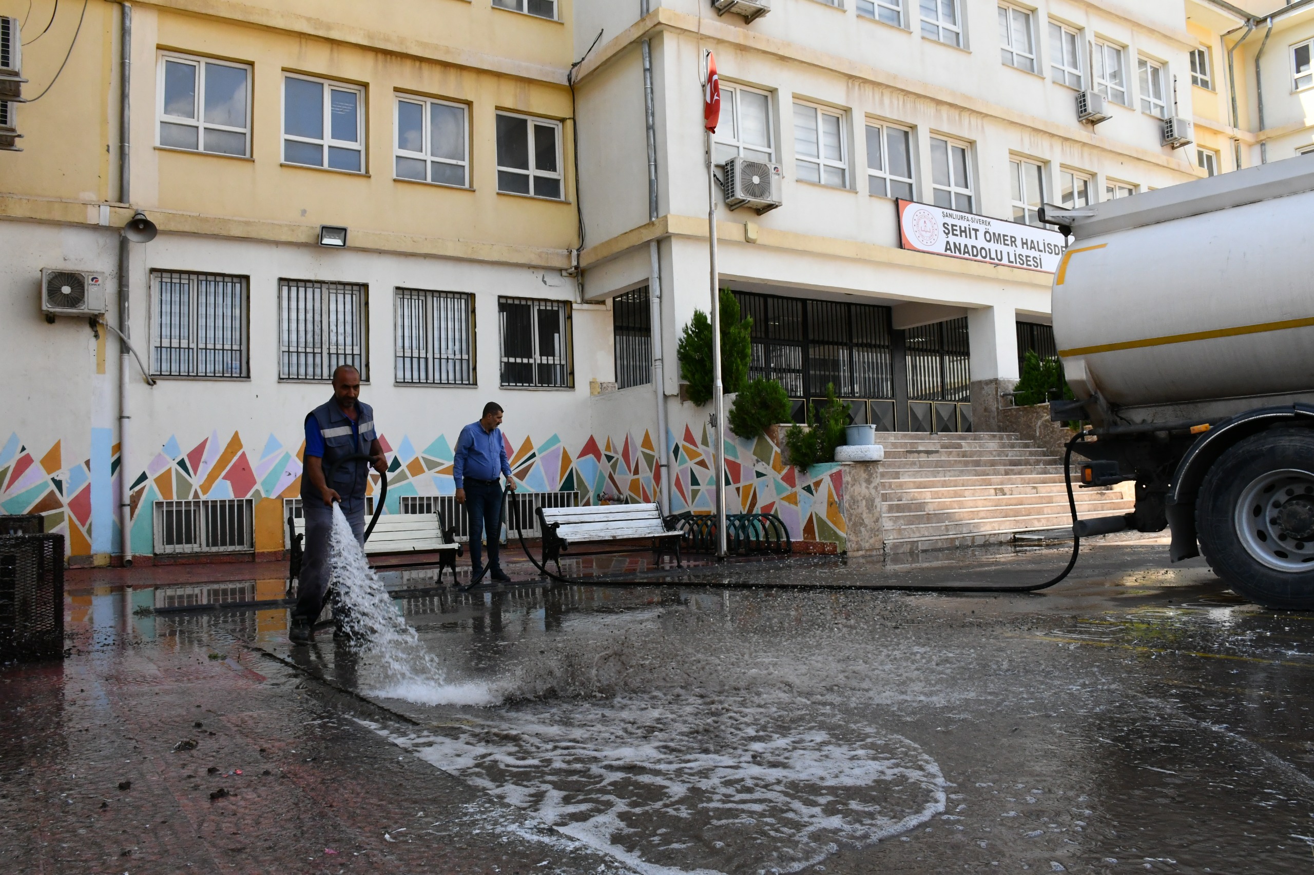 Belediye okullar açılmadan sınavını verdi: Siverekli öğrenciler şanslı