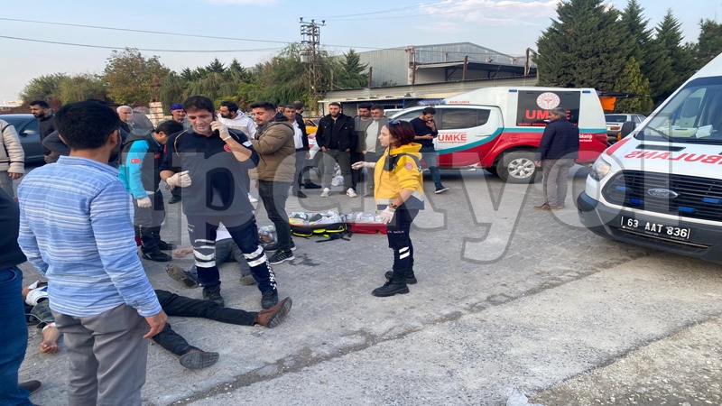 Şanlıurfa'da feci kaza! Tır ile minibüs çarpıştı: Çok sayıda yaralı var...