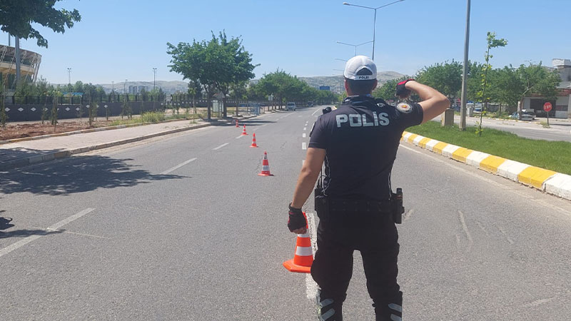 Şanlıurfa'da şok uygulamalarda aranan 16 şahıs yakalandı